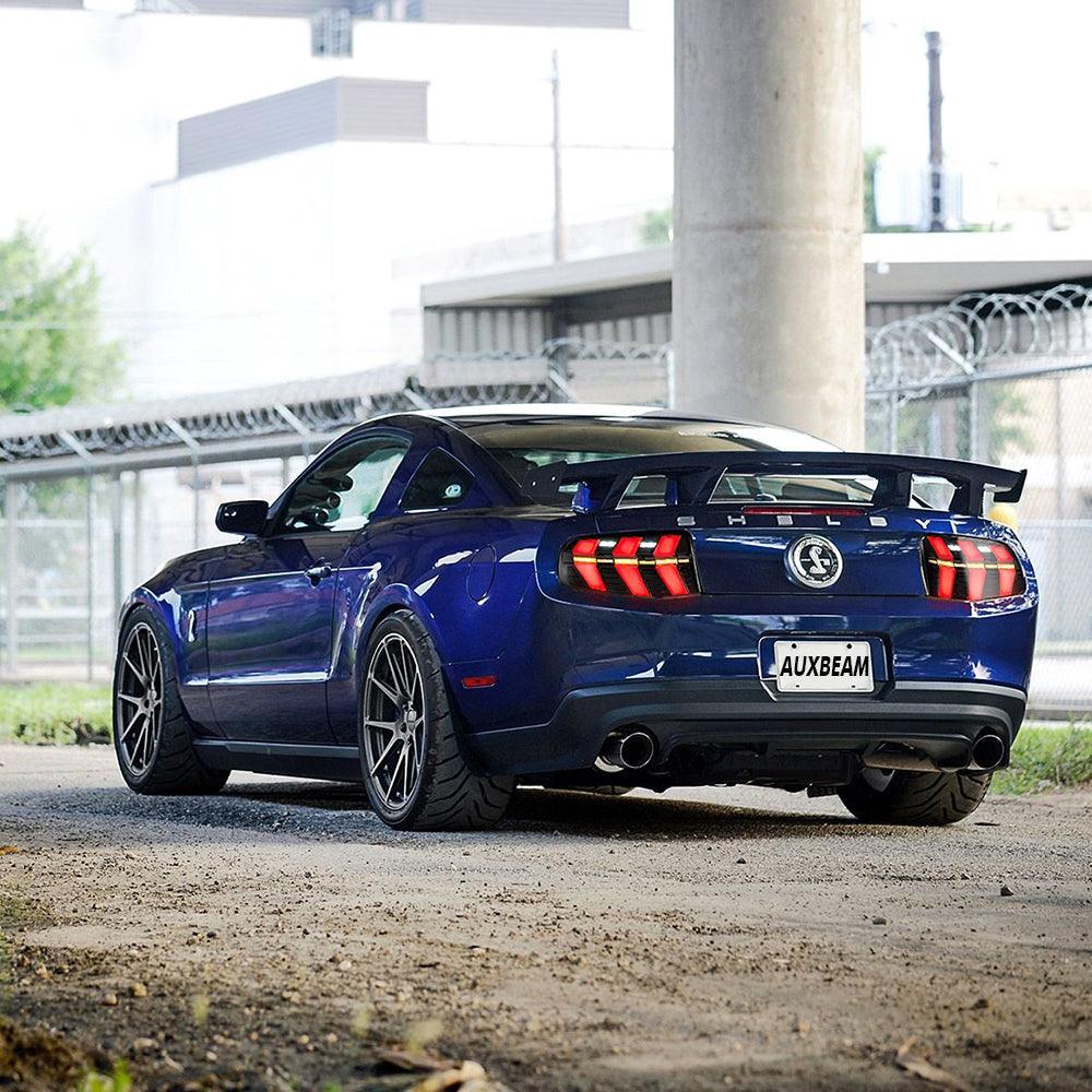 LED bloc de feux arrière avec orange Sequential clignotant Smoked pour 2010-2012 Ford Mustang 5th Gen (S-197 II) Pre-Facelif…