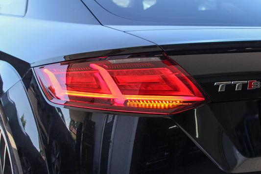 Kit complet feux arrière LED avec clignotants dynamiques pour Audi TT 8S (FV) – vue 2 – NOVADOMIO
