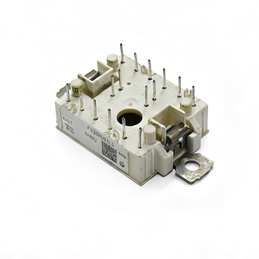 1 pièce FS30R06XL4. Contenu : module. – vue 2