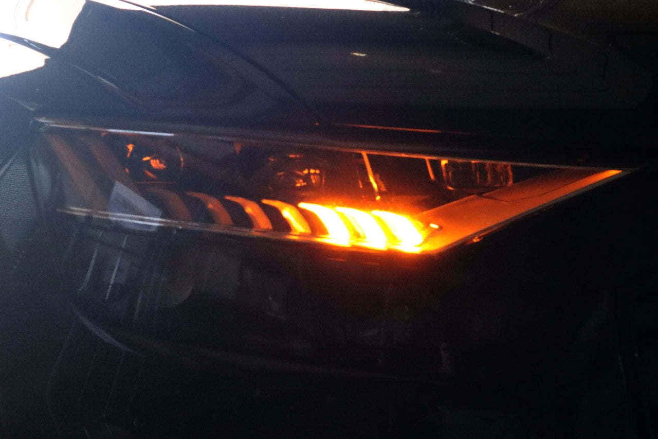 HD Matrix LED Headlights LED DRL and dynamic turn signal for Audi Q8 4M – vue 4