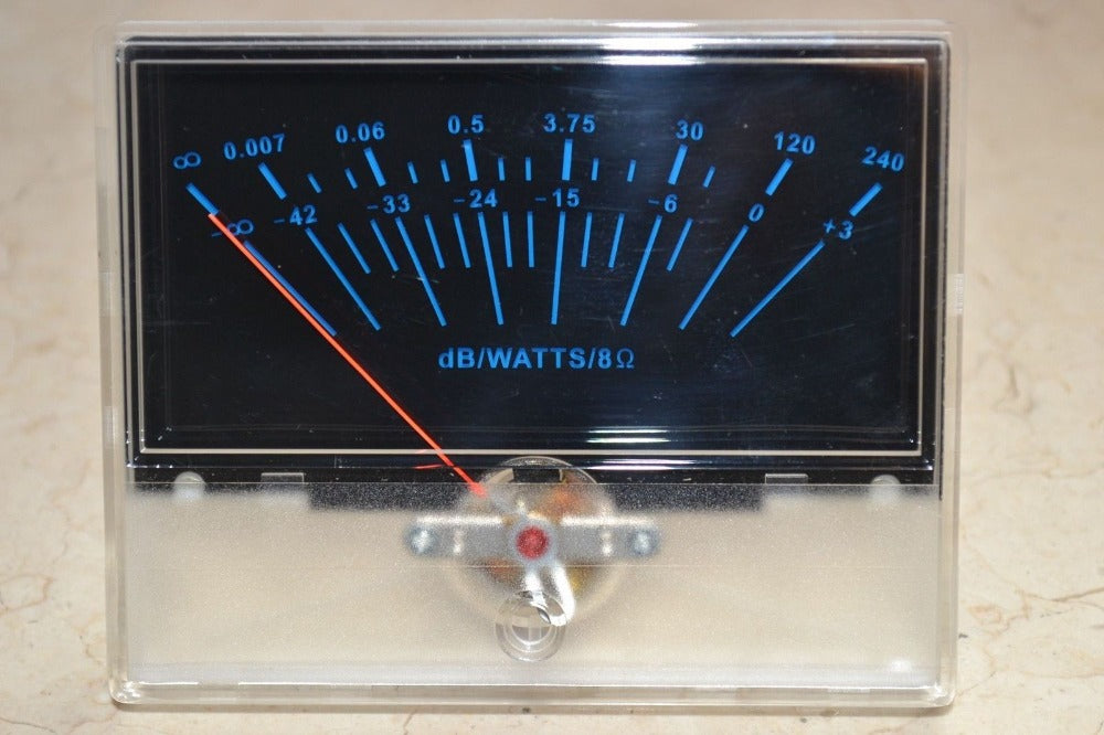 P-97 VU panneau mètre DB niveau en-tête préampli Audio avec rétro-éclairage – vue principale