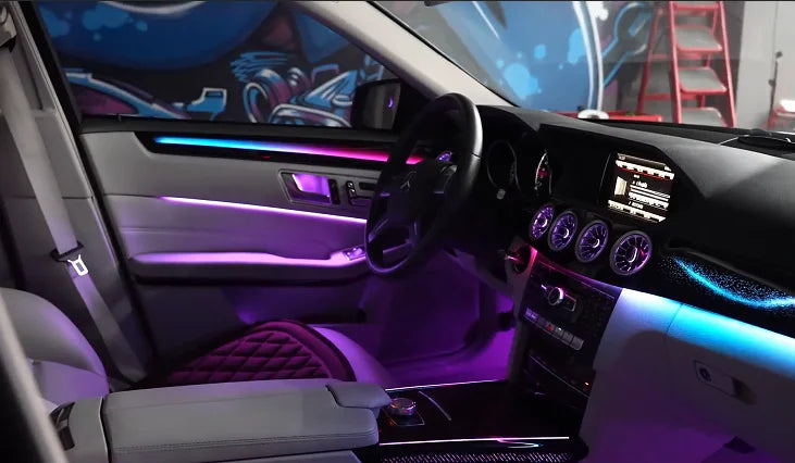 Éclairage d’ambiance intérieur Mercedes Classe E W212 – photo 3