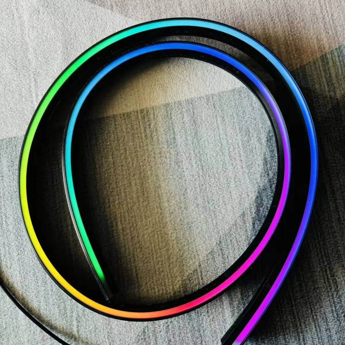 Bande LED d’ambiance universelle – fibre optique, commande par application – photo 1