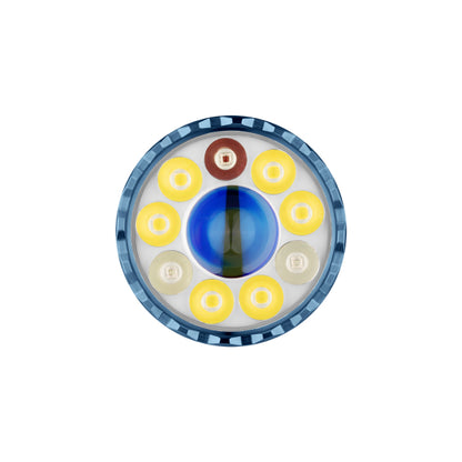 Lampe torche Olight Seeker 4 Pro, 4 600 lm – vue 6 – NOVADOMIO