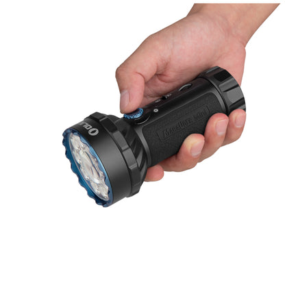Lampe torche Olight Seeker 4 Pro, 4 600 lm – vue 5 – NOVADOMIO