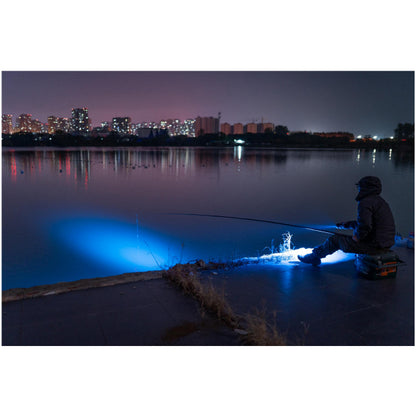 Lampe torche Olight Seeker 4 Pro, 4 600 lm – vue 13 – NOVADOMIO